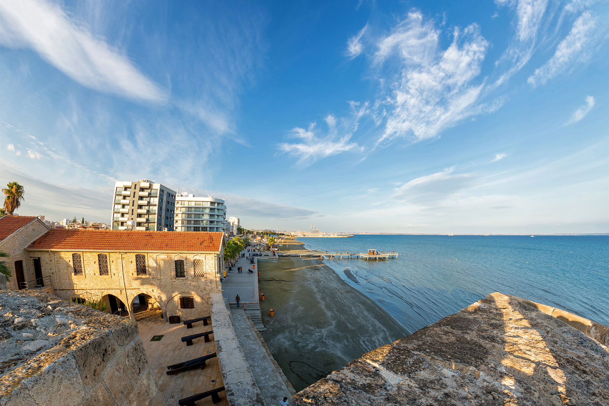 Λιακάδες και άνοδος της θερμοκρασίας στη Λάρνακα