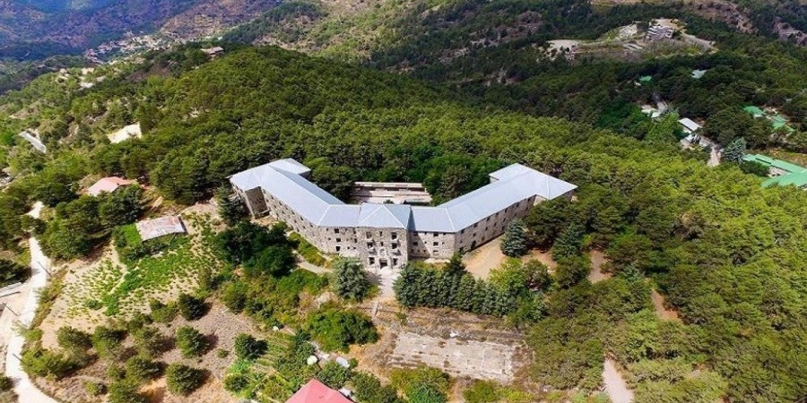 Ζωή ξανά για το ξενοδοχείο «μύθος»-Πωλήθηκε το Βερεγγάρια κι άρχισαν εργασίες