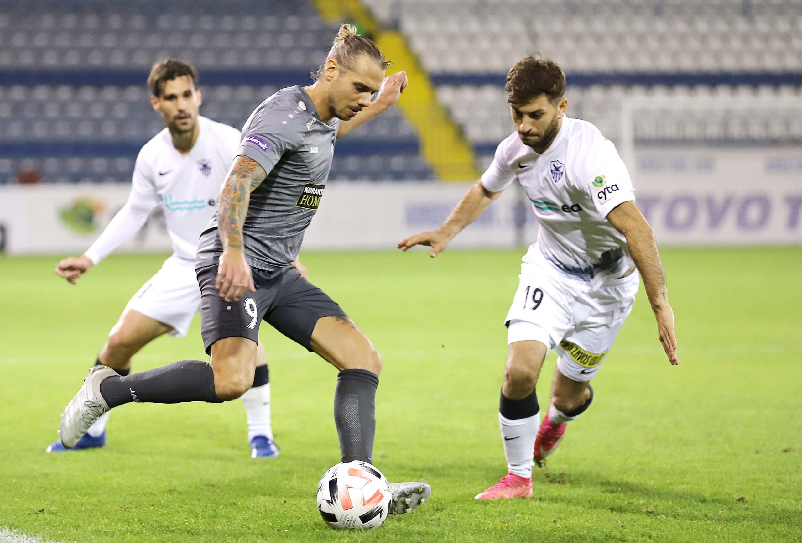 anorthosis (1)