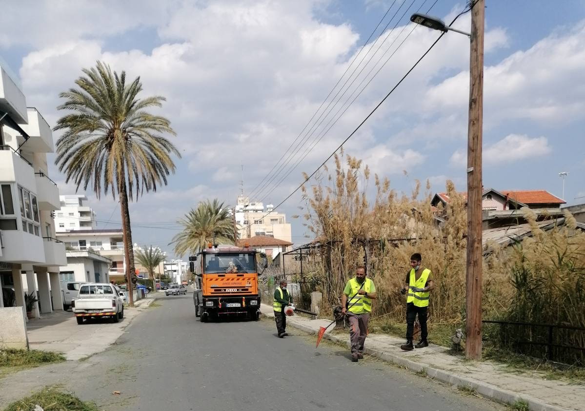 Το Τμήμα Καθαριότητας του Δήμου Λάρνακας, συνεχίζει τις εργασίες καθαριότητας