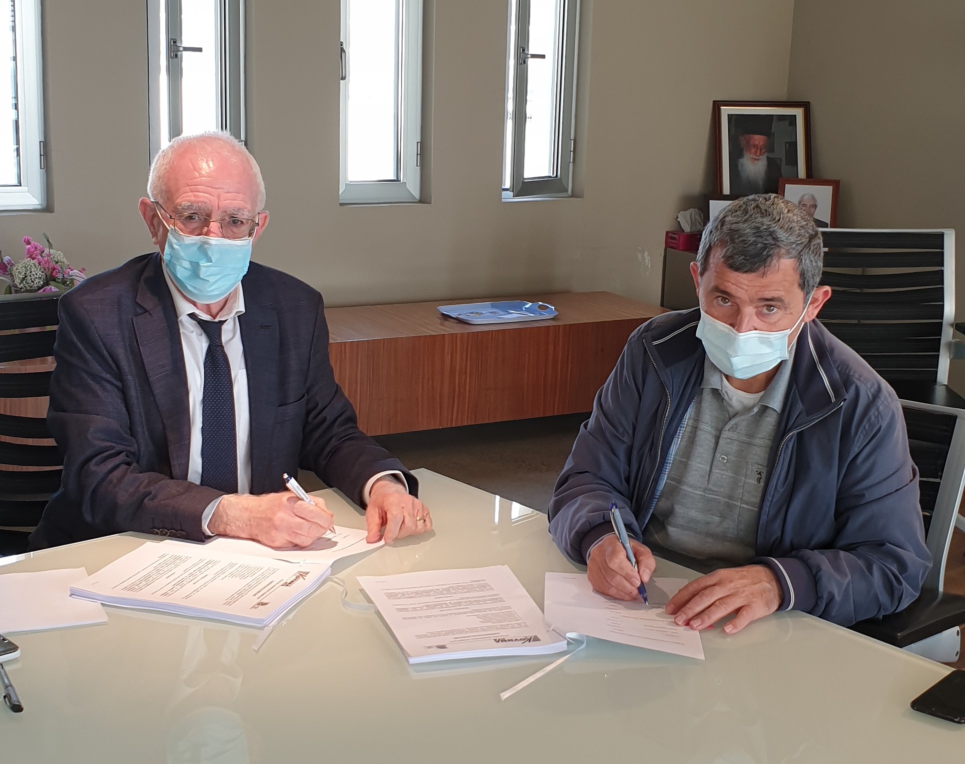 Ο Δήμος Αθηένου υπέγραψε σύμβαση για την εκτέλεση έργων του leader