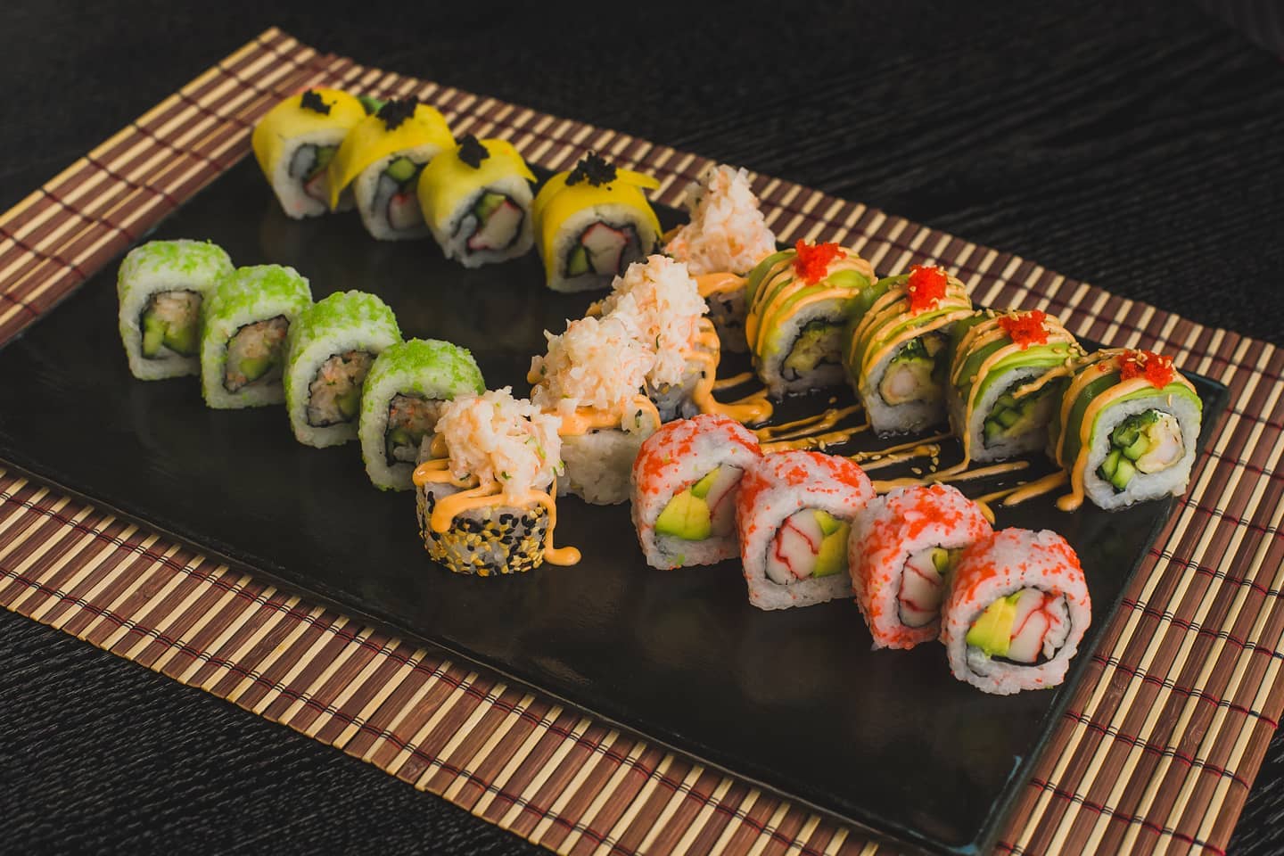 Σήμερα πάμε για all you can eat σε γνωστό sushi bar της πόλης