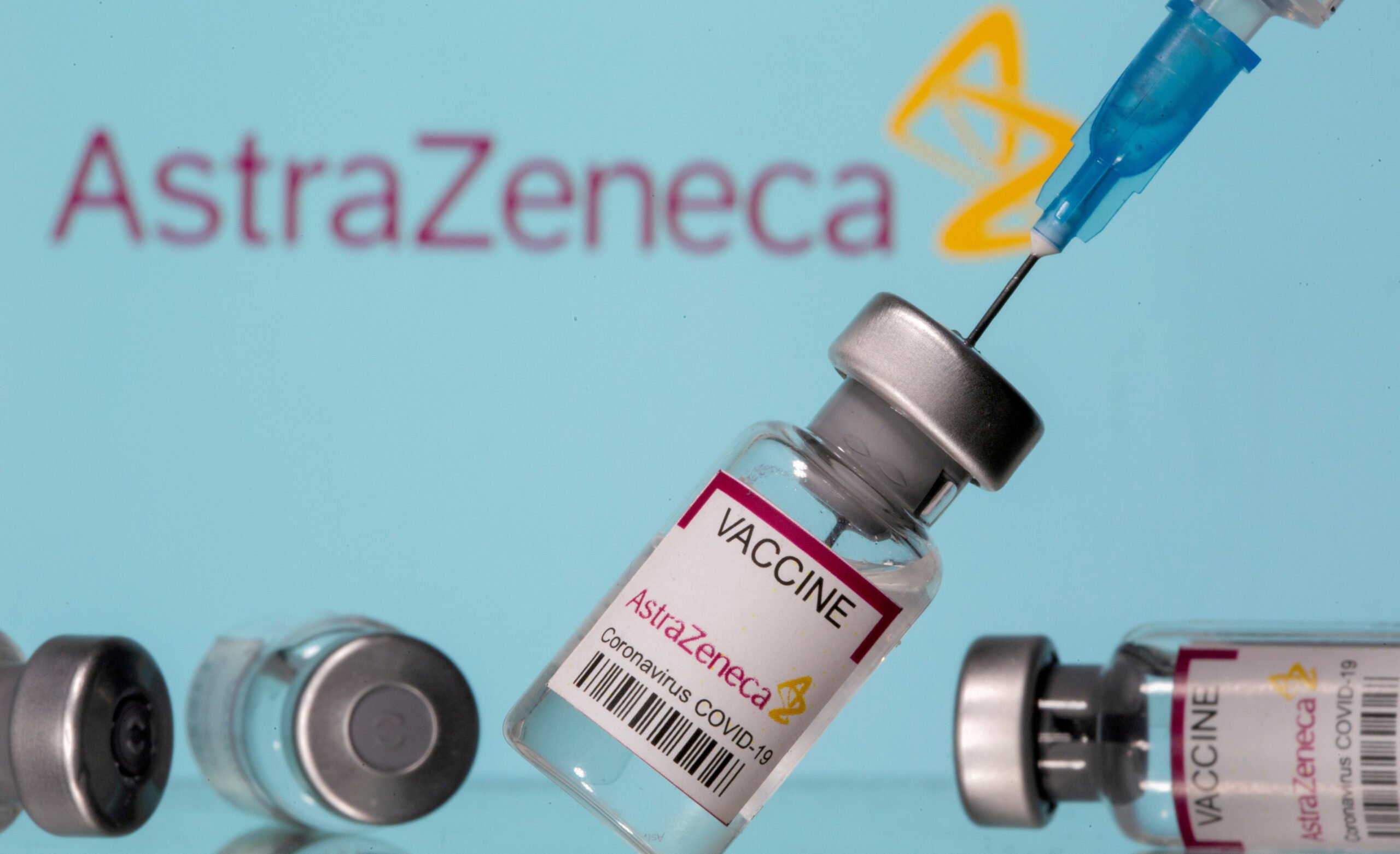 Ανάρπαστο το AstraZeneca από νεαρούς που εμβολιάζονται σε προσωπικούς γιατρούς