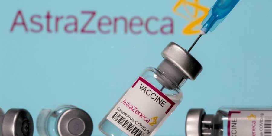 FT: Αποτελεσματικό το εμβόλιο της AstraZeneca κι ως επαναληπτική, τρίτη δόση