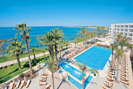 Σχέδιο για οικονομικές διακοπές στα ξενοδοχεία της Κύπρου για τον Κατακλυσμό