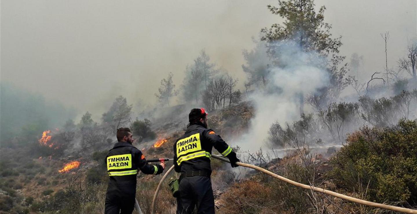 Κόκκινος συναγερμός από το Τμήμα Δασών για πυρκαγιές – Τηλέφωνα άμεσης ανάγκης