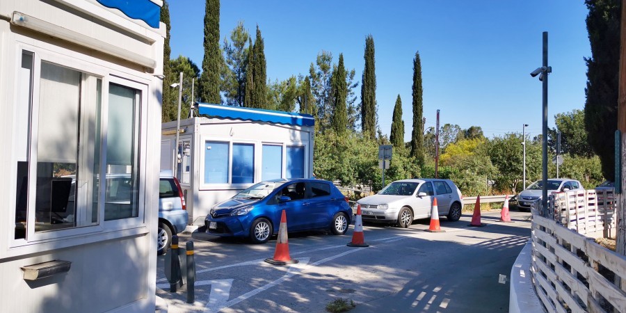 Πόσοι πέρασαν από τα οδοφράγματα το πρώτο τριήμερο