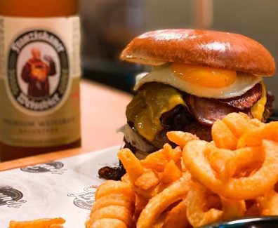 legendsbarandgrillcy_202254271_4028501580564867_93201687093154687_n