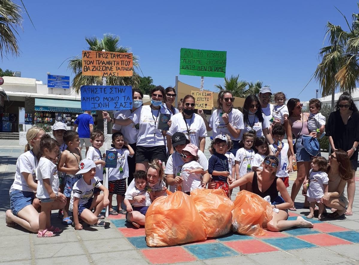 Καθάρισαν την παραλία Μακένζι με την ευκαιρία της παγκόσμια Ημέρας Περιβάλλοντος