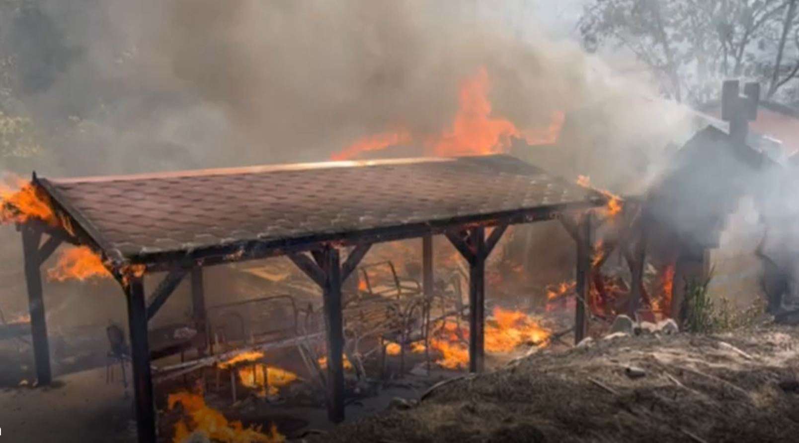 Συνολικά οκτώ Κοινότητες εκκενώθηκαν λόγω της μεγάλης πυρκαγιάς που ξέσπασε το απόγευμα του Σαββάτου σε Λεμεσό και ορεινή Λάρνακα