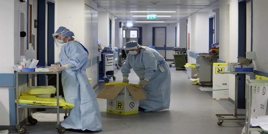 Υπάρχουν αρκετά νεαρά άτομα σε θαλάμους Covid και στις ΜΕΘ (ΒΙΝΤΕΟ)