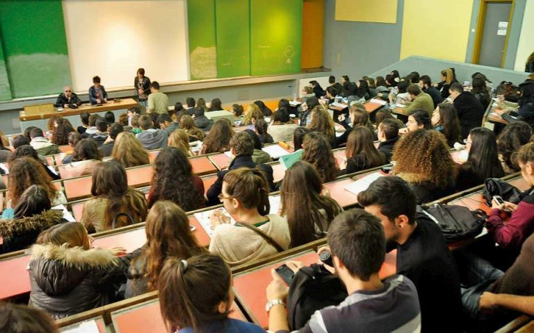 Με Safe Pass στα πανεπιστήμια