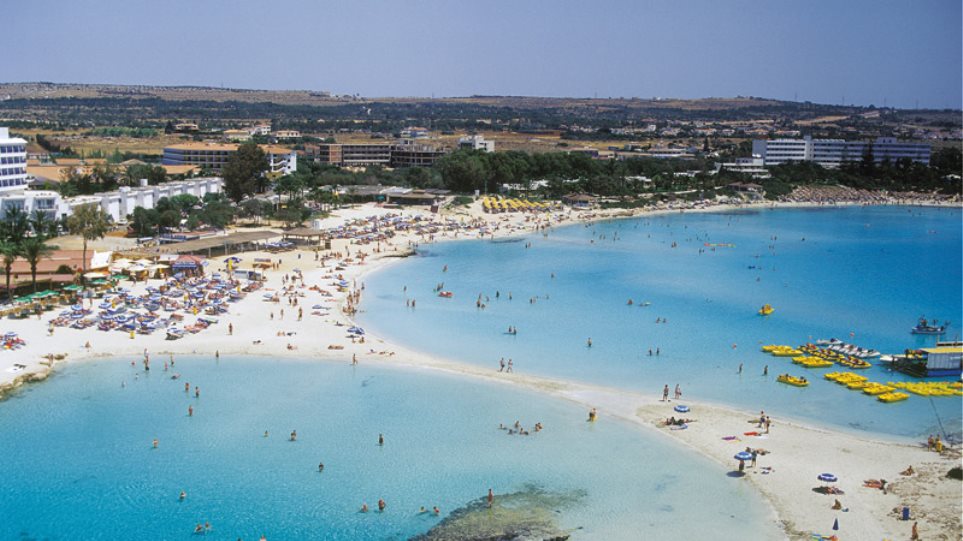30% έκπτωση στα ετήσια συμβόλαια ελλιμενισμού σκαφών στη μαρίνα Αγ. Νάπας