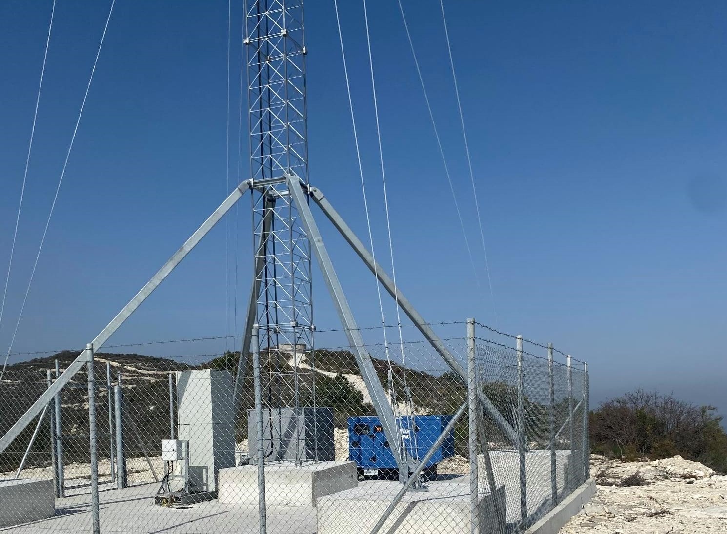 Ικανοποιημένος ο Δήμος Λευκάρων για τον τερματισμό των εργασιών τοποθέτησης κεραίας κινητής τηλεφωνίας στa δημοτικά του όρια