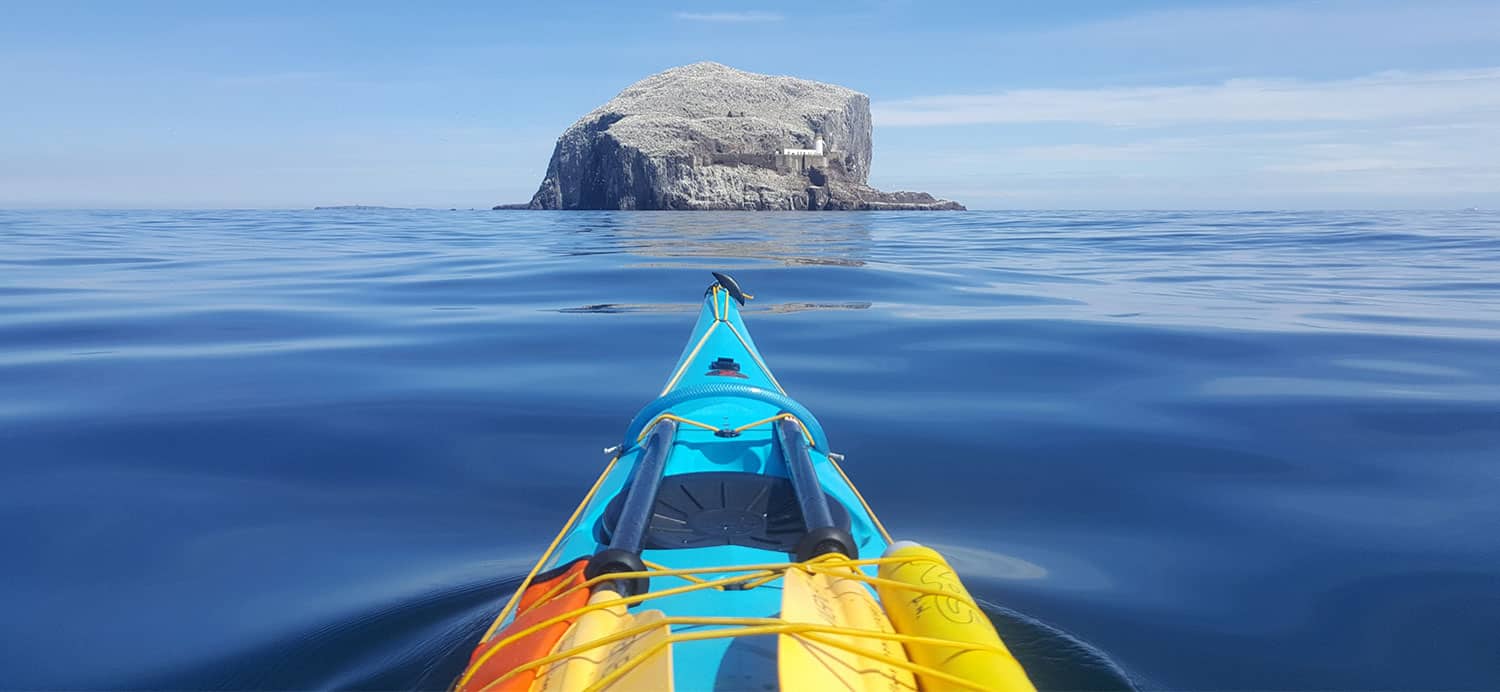Μια μοναδική εμπειρία Sea Kayaking κάτω από το φως του φεγγαριού