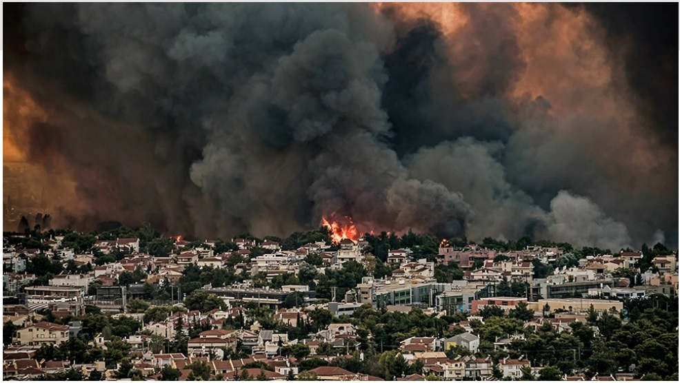 Ελλάδα: Σε Θρακομακεδόνες, Τατόι και Ολυμπιακό Χωριό η φωτιά (ΒΙΝΤΕΟ)
