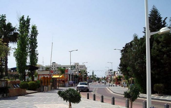Υπεγράφησαν τα συμβόλαια για τη λεωφόρο Κάππαρη στο Παραλίμνι