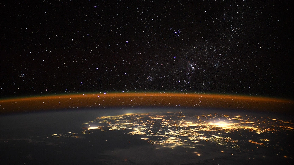Οι εκπληκτικές φωτογραφίες του αστροναύτη Thomas Pesquet – Η Γη τη νύχτα όπως φαίνεται από τον ISS