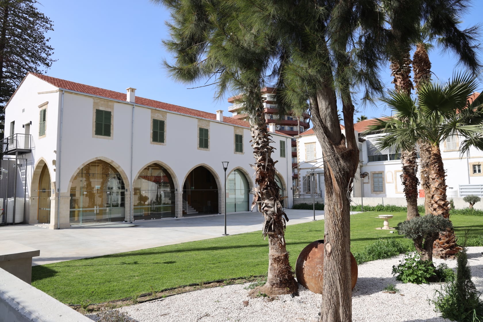 Σήμερα υπογράφονται τα Μνημόνια Συνεργασίας μεταξύ του Κέντρου Αριστείας για Έρευνα και Καινοτομία «Κοίος» του Πανεπιστημίου Κύπρου, του Δήμου Λάρνακας και των Συμβούλιων Αποχετεύσεως και Υδατοπρομήθειας Λάρνακας