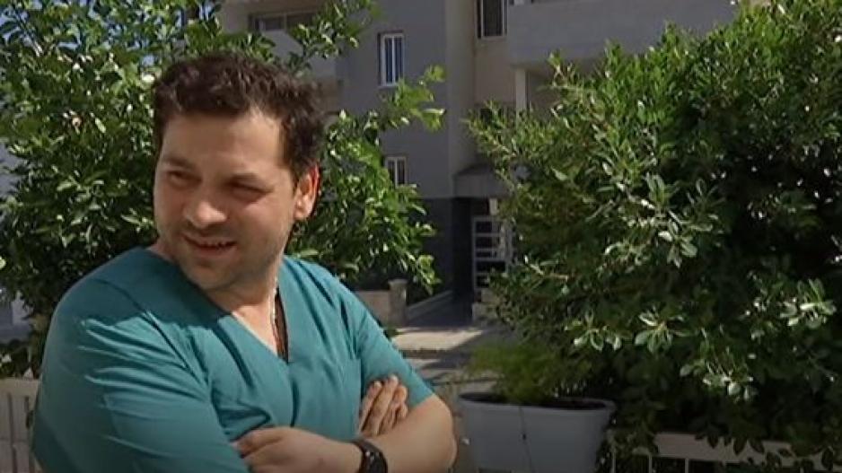 Συγκινεί ο πρώτος Κύπριος με καρκίνο του μαστού: “Φοβόμουν πως θα πέθαινα…”