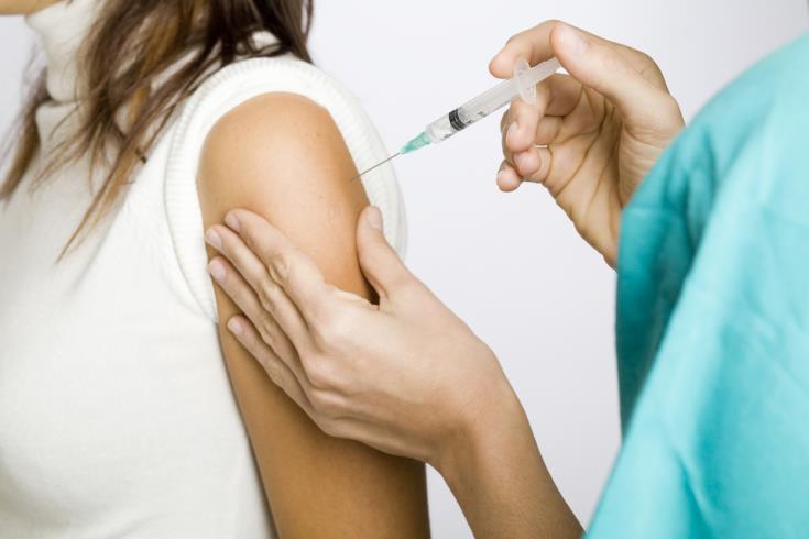Επιστήμονες/COVID: Χωρίς εμβόλιο οι άνθρωποι θα μολύνονται ξανά κάθε 16 μήνες