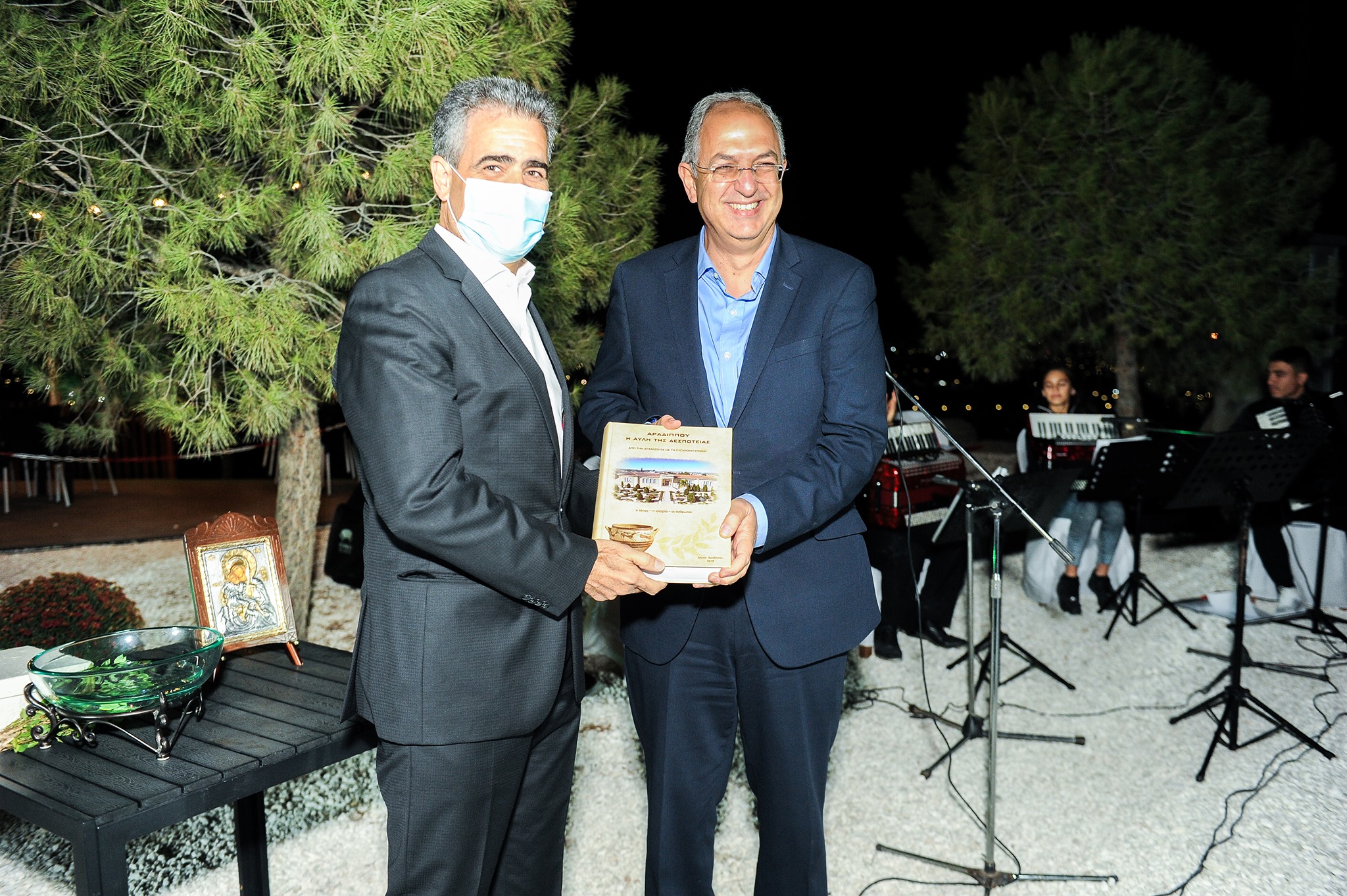 Πραγματοποιήθηκαν τα εγκαίνια του Δημοτικού Αναψυκτηρίου Ριζοελιάς