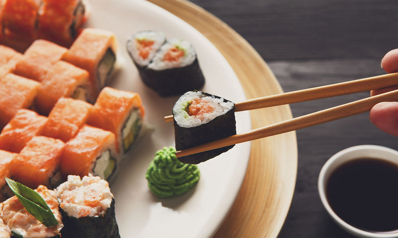 Θες sushi; Στο Oishi Oishi θα φας 22 sushi με 10 ευρώ!