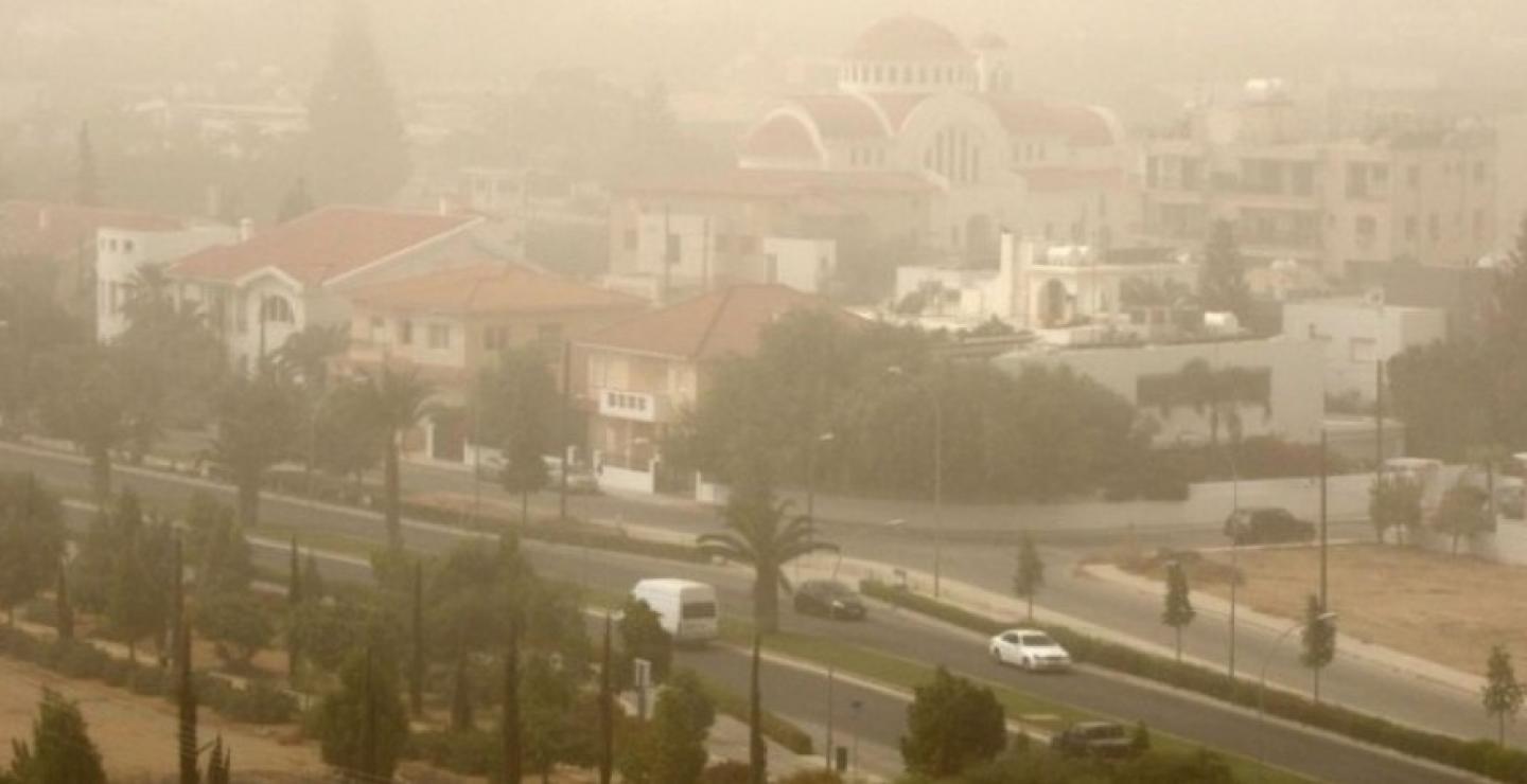 Σκόνη και ενδεχόμενο βροχών – Δείτε αναλυτικά τον καιρό