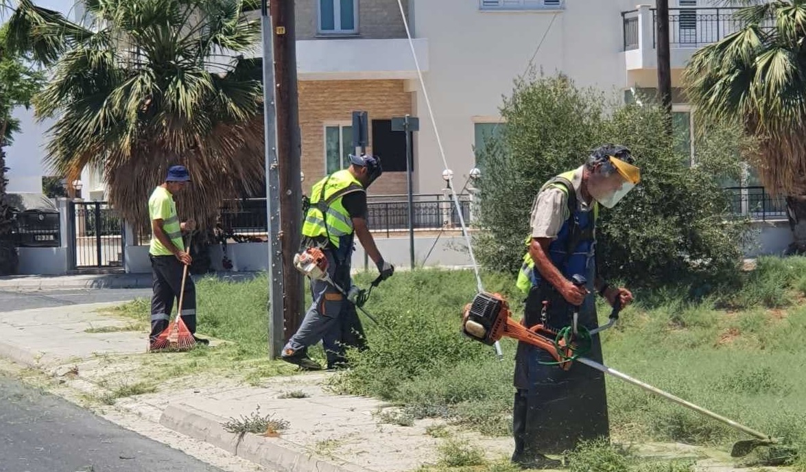 Λάρνακα: Συνεχίζονται οι εργασίες καθαριότητας