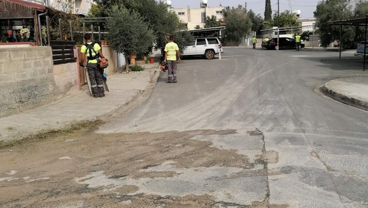 Εργασίες καθαρισμού στις Λεωφόρους της Λάρνακας