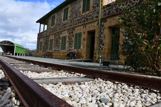 Ένα επεισόδιο – αφιέρωμα για τον Κυπριακό Σιδηροδρομικό Σταθμό