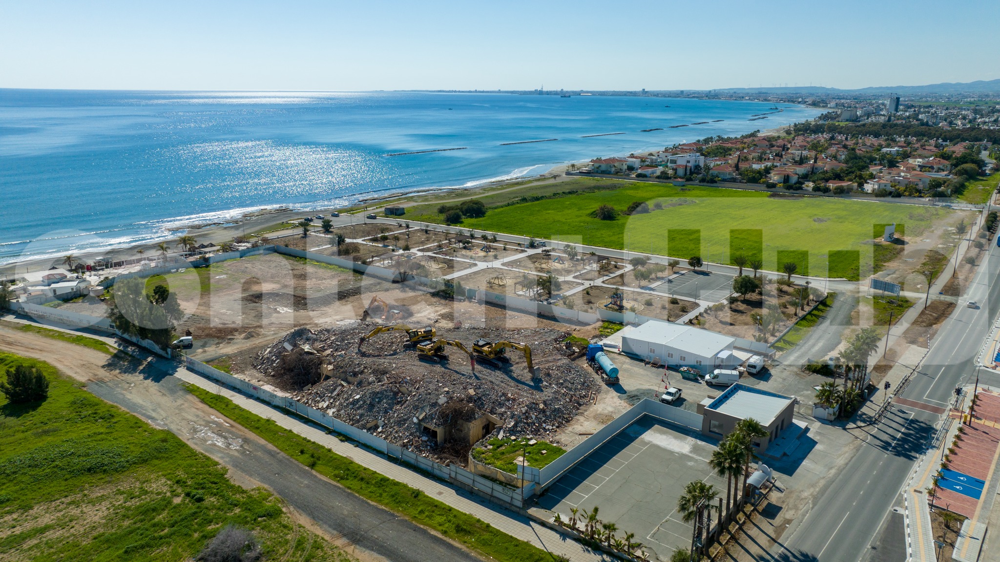 Παρελθόν και το Beau Rivage από το δρόμο Λάρνακας – Δεκέλειας