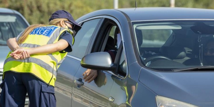 Εκατοντάδες εξώδικα σε οδηγούς σε όλη την Κύπρο το τελευταίο διήμερο