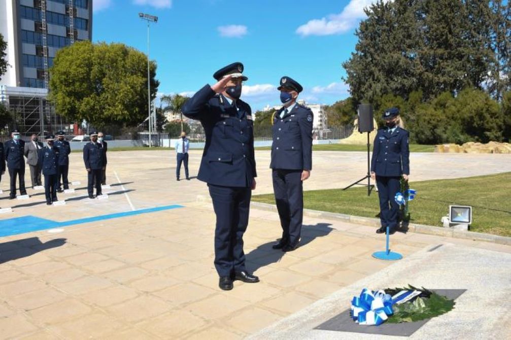 Αστυνομικούς και πυροσβέστες που χάθηκαν στο καθήκον τίμησε ο Αρχηγός της Αστυνομίας