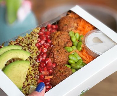 mom_coffee_kitchen_larnaca_275301882_5539000732780954_6523268965409417409_n