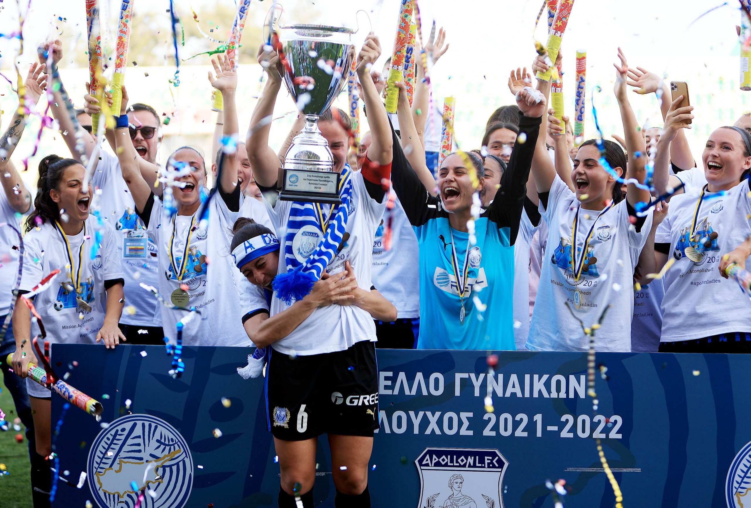 Κυπελλούχες οι Apollon Ladies κέρδισε στον τελικό τη Νέα Σαλαμίνα