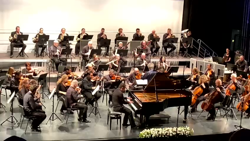 H Συμφωνική Ορχήστρα Κύπρου για μια παράσταση στη Λάρνακα