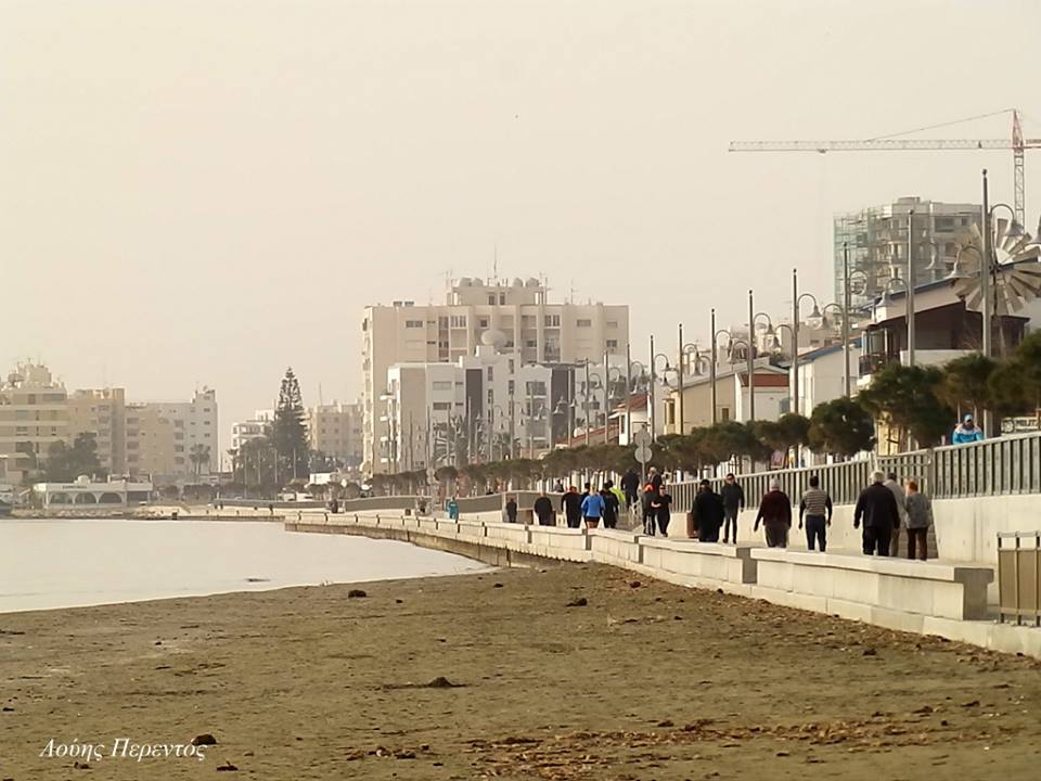 Συννεφιά και σκόνη στην ατμόσφαιρα στο μενού του καιρού