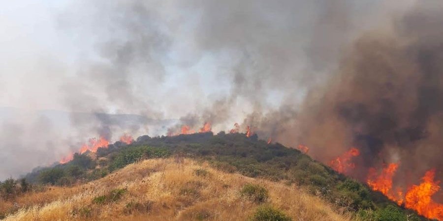 Έθεσε κακόβουλα φωτιά σε τρία χωριά – Χειροπέδες σε 40χρονο