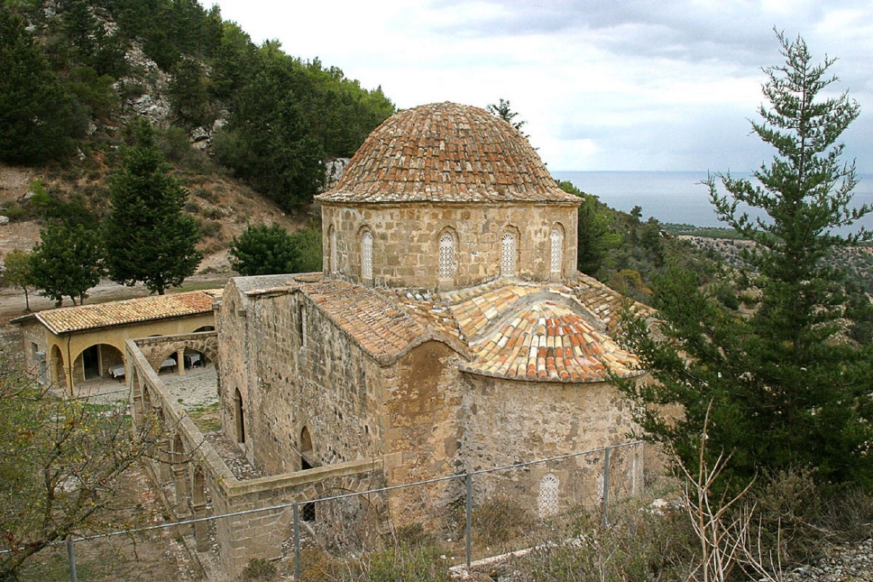 Πίσω στην Κύπρο εικόνα του Ένθρονου Χριστού-Κλάπηκε από κατεχόμενη εκκλησία