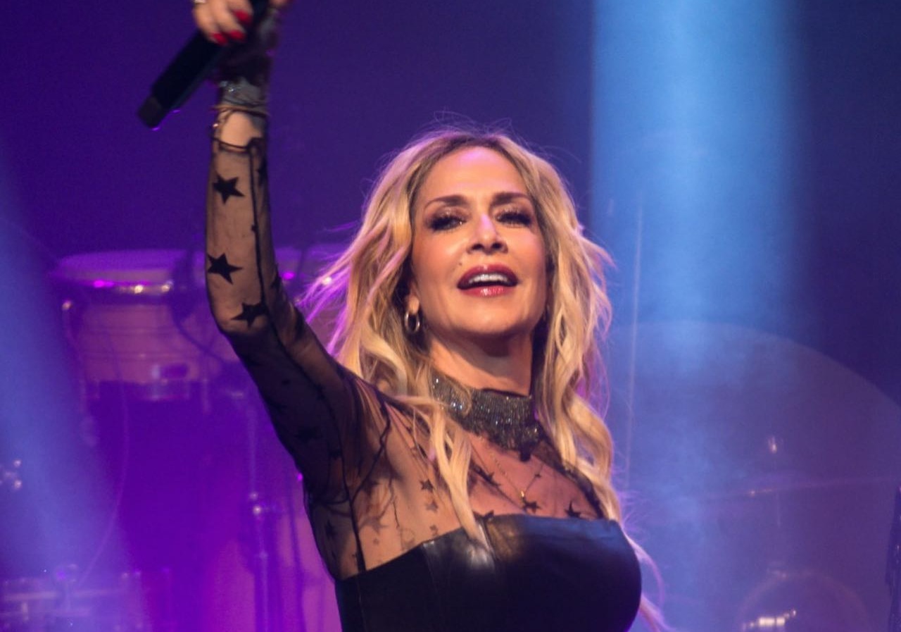 annavissiofficial_277943117_1093535177874624_650803380264353950_n