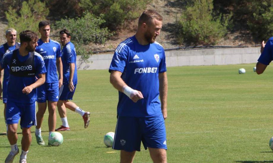 xarogian-harogian-anorthosi