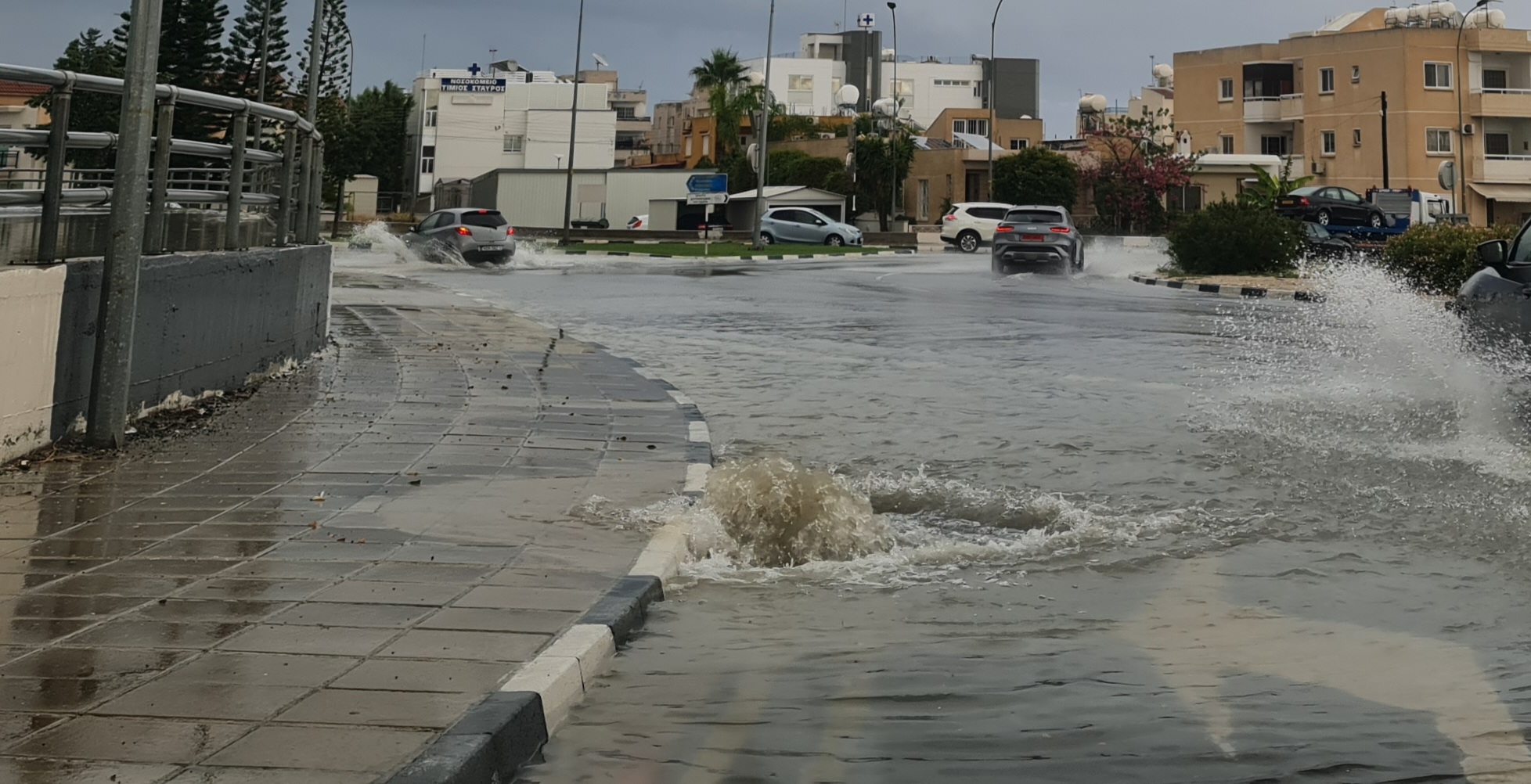 Οικολόγοι: Οι βροχές μιας ημέρας κατάφεραν και πάλι να πλημμυρήσουν τη Λάρνακα