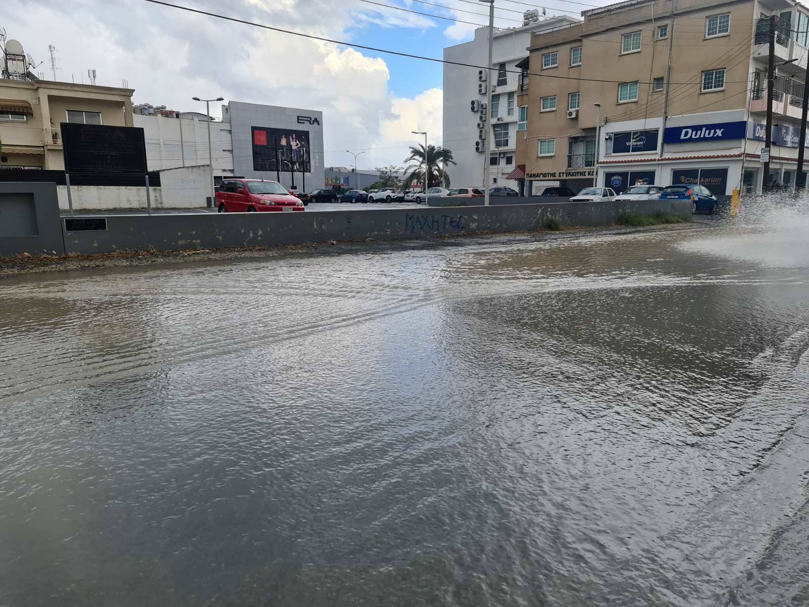 Κακοκαιρία: 125 κλήσεις στην Πυροσβεστική, χάος στη Λάρνακα κι η επόμενη μέρα