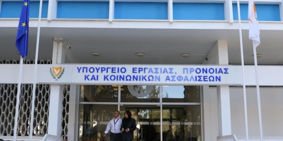 Εκστρατεία σε κομμωτήρια/κουρεία και γυμναστήρια για καταπολέμηση αδήλωτης εργασίας