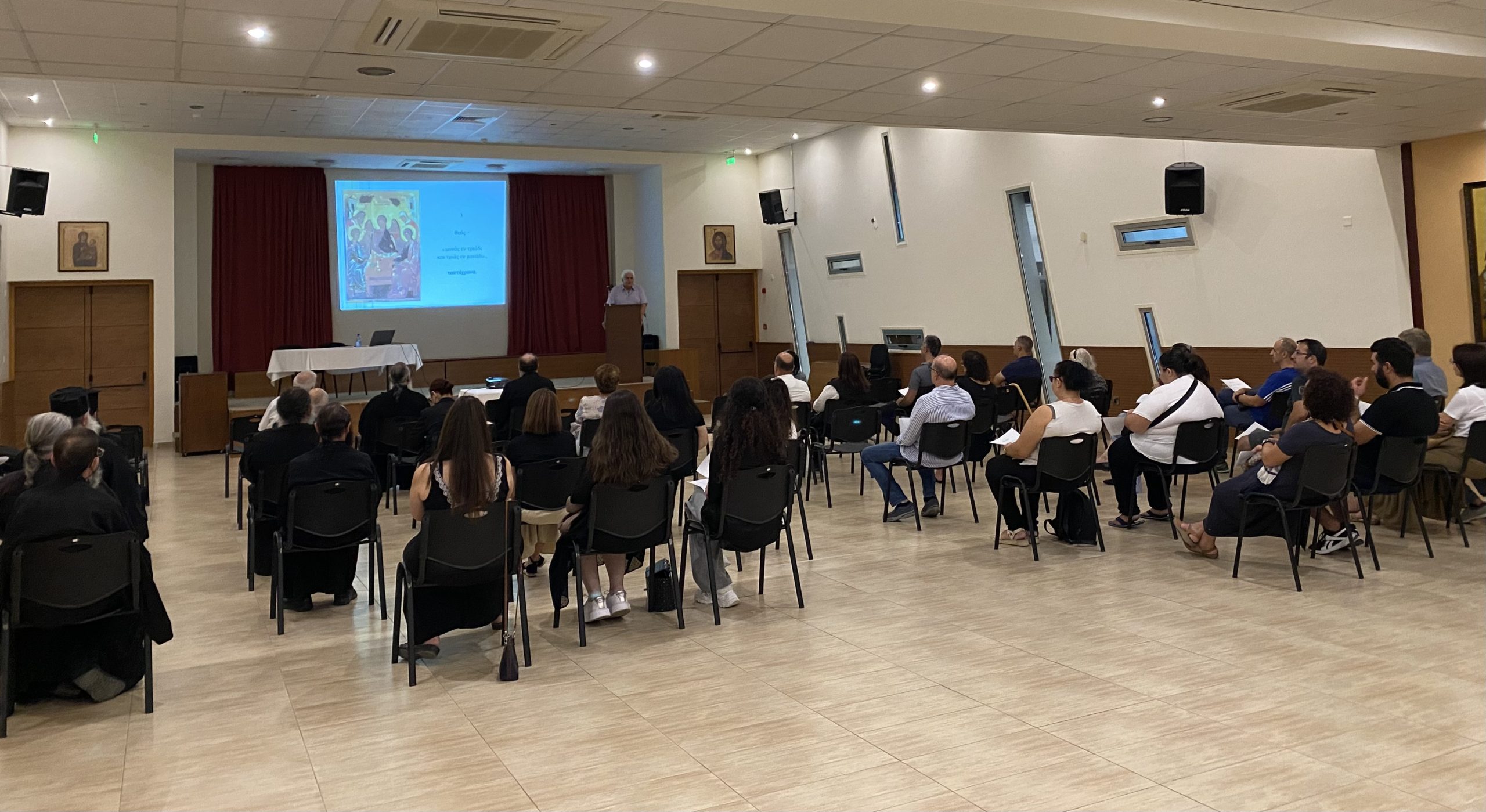Πρώτη Θεολογική διάλεξη στο πολιτιστικό κέντρο Αγίου Γεωργίου Κοντού στη Λάρνακα