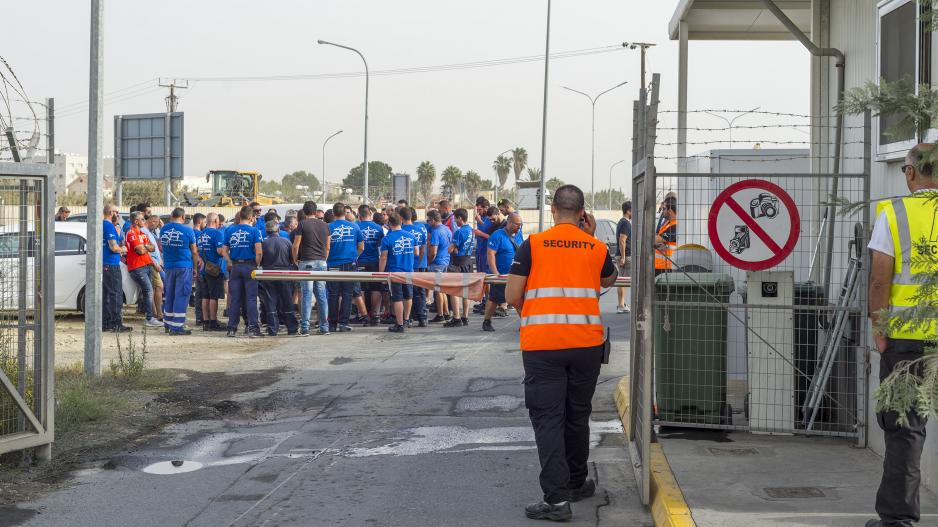 Έξω φρενών η ΟΕΒ για τις απεργίες των λιμενεργατών σε Λάρνακα και Βασιλικό