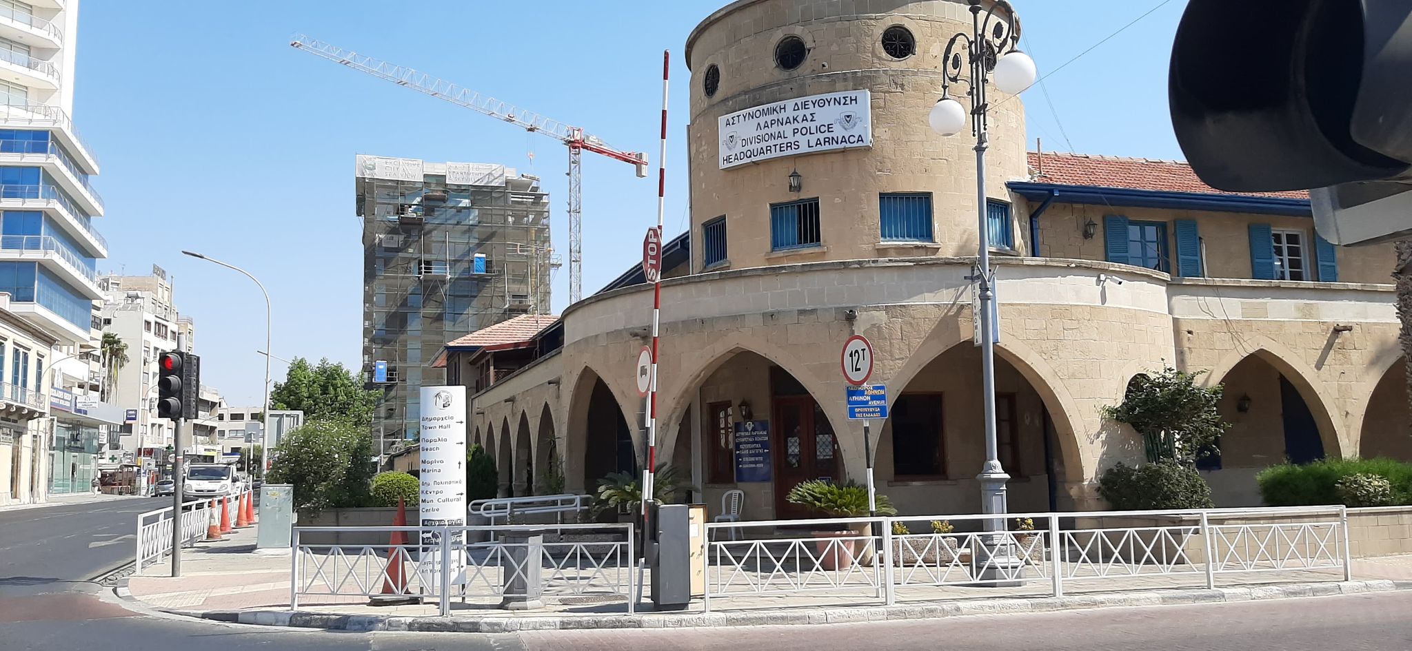 Συνελήφθη στη Λάρνακα 37χρονος, ο οποίος έκλεψε υλικά οικοδομής αξίας €5,000 από σχολείο