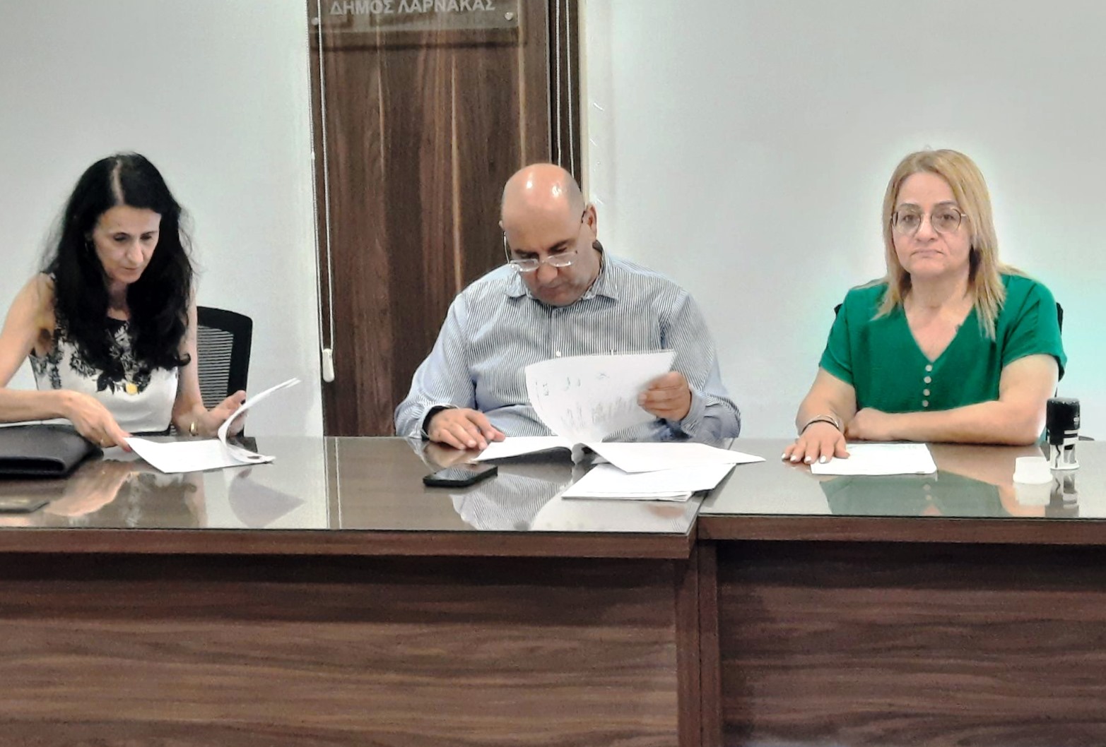 ΧΟΡΗΓΗΣΗ ΑΔΕΙΑΣ ΣΚΥΛΛΩΝ