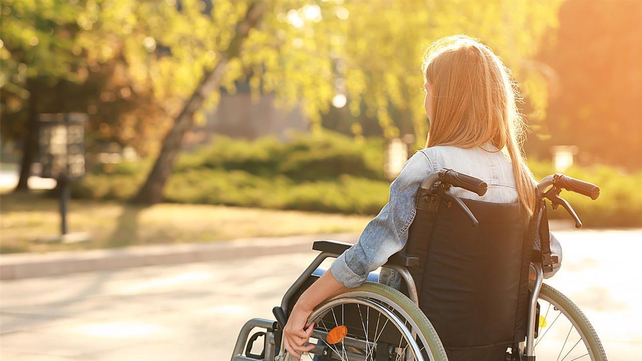 Εκδήλωση διαμαρτυρίας έξω από το Προεδρικό στις 2 Δεκεμβρίου από πολίτες με αναπηρίες